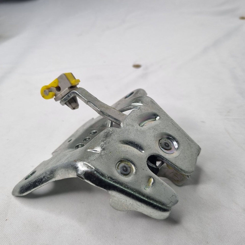 Fechadura Tampa Traseira Chevrolet Celta 2006/2013 Usada