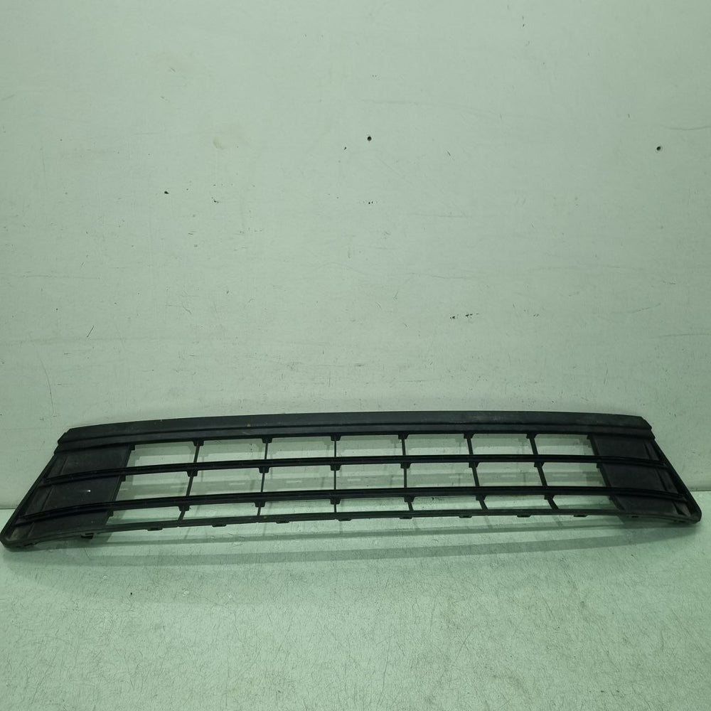 Grade Inf Parachoque VW Polo 2018/2025 Usada