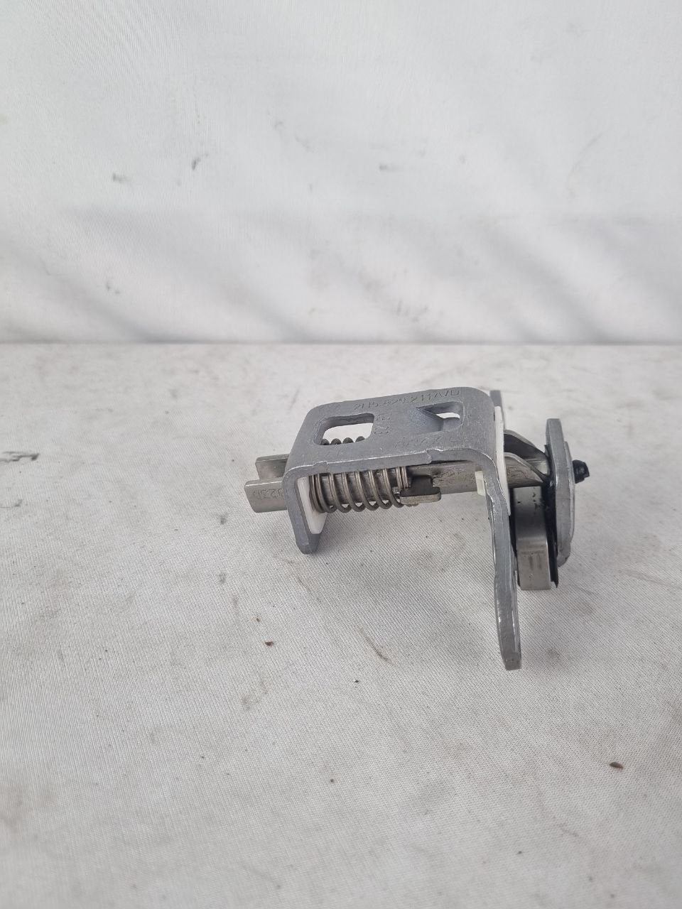 Fechadura Tampa Caçamba VW Amarok 2011/2021 Nova
