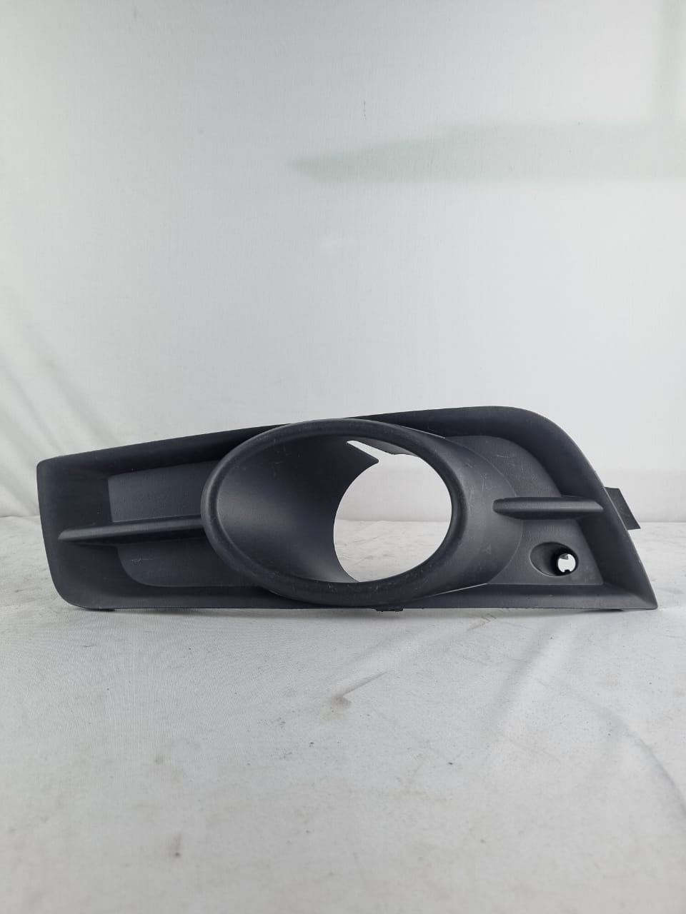 Moldura Farol Milha GM Cruze 2010/2015 Nova