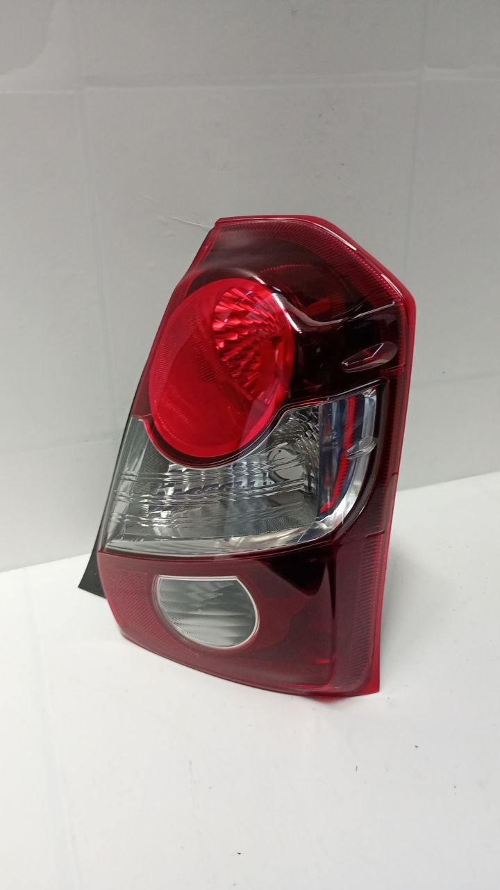 Lanterna Tras Dir Toyota Etios 2017/2021