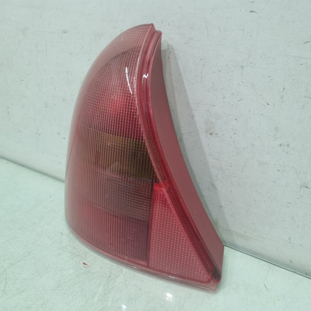 Lanterna Tras Esq Renault Clio Hatch 1999/2002 Usada