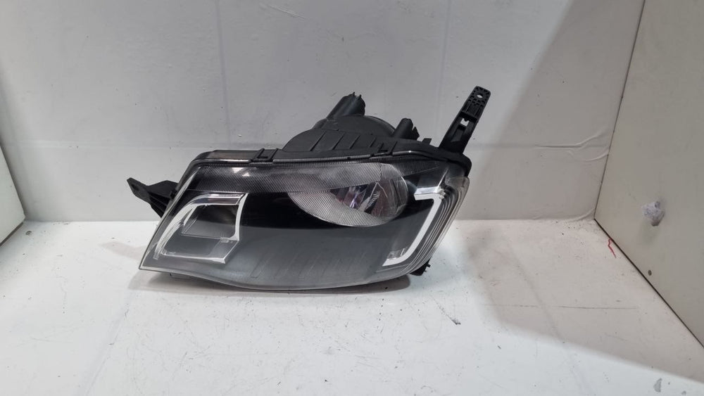 Farol Dianteiro Esquerdo Renault Kwid 2017/2022 Usado