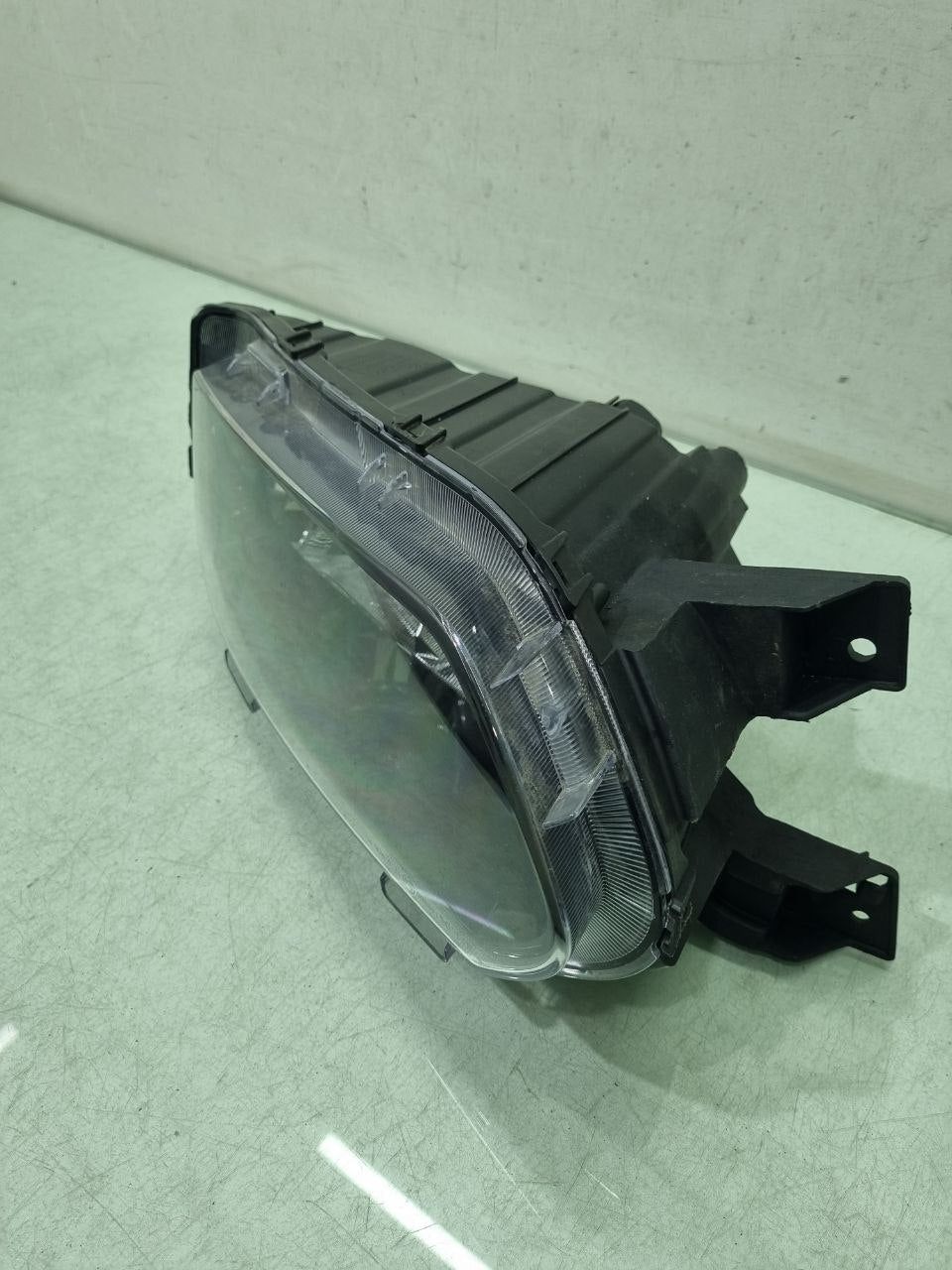 Farol Dianteiro Esquerdo Renault Kwid 2021/2025 Usado