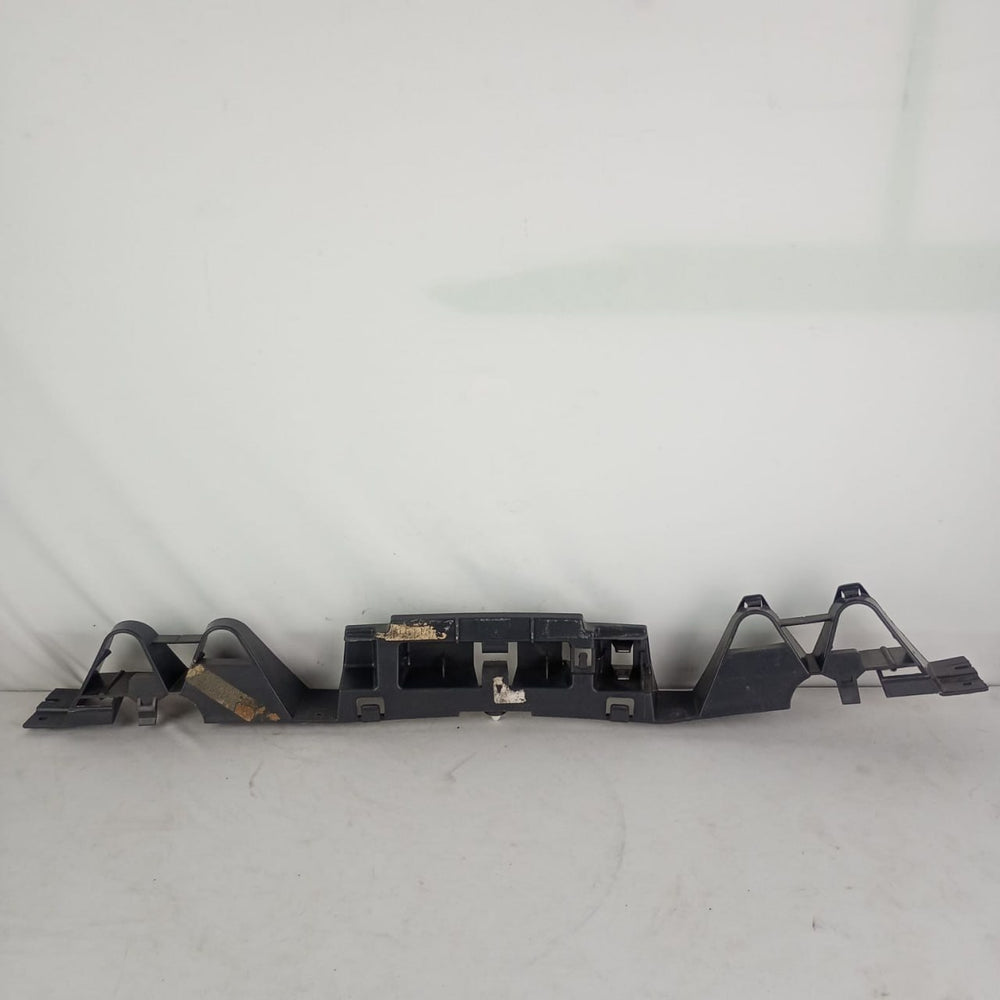 Guia Central Parachoque Traseiro Renault Megane Sedan 2007/2013 Usado