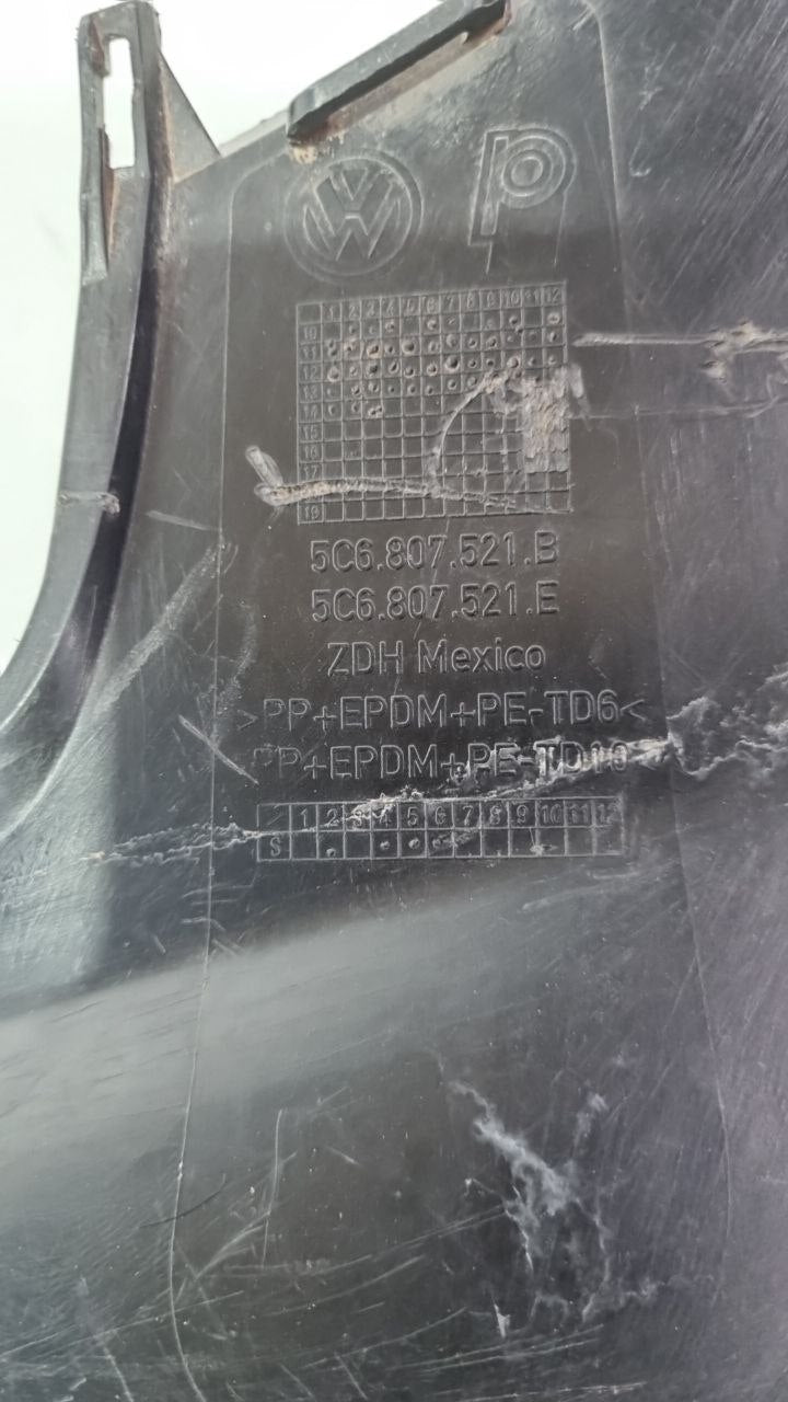 Spoiler Parachoque Traseiro VW Jetta 2015/2018 Usado