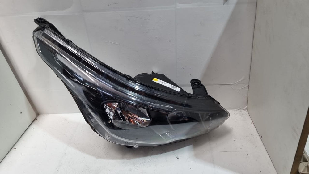 Farol Dianteiro Esquerdo Fiat Argo 2017/2022 Usado