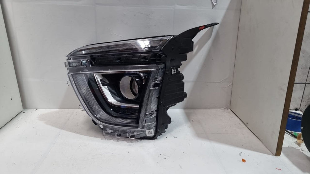 Farol Dianteiro Esquerdo Hyundai Creta 2022/2024 Usado