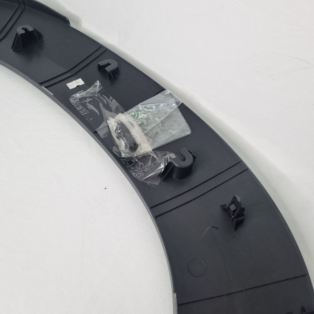 Moldura Parafama Traseira Direita Renault Kwid 2017/2025 Nova