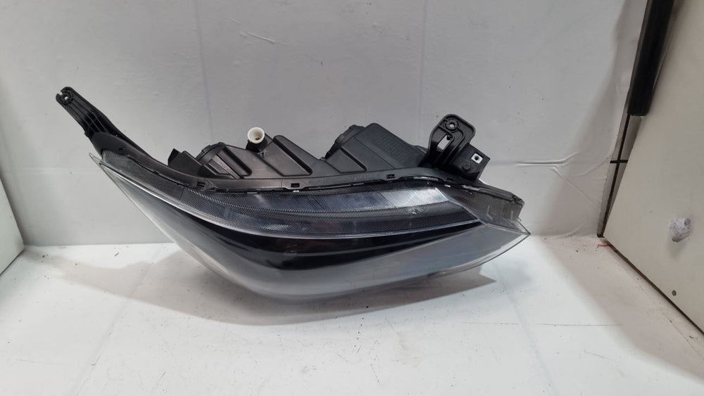 Farol Diant Dir GM Onix 2020/2023 Usado