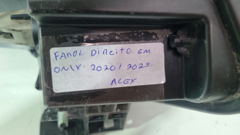 Farol Diant Dir GM Onix 2020/2025 Usado