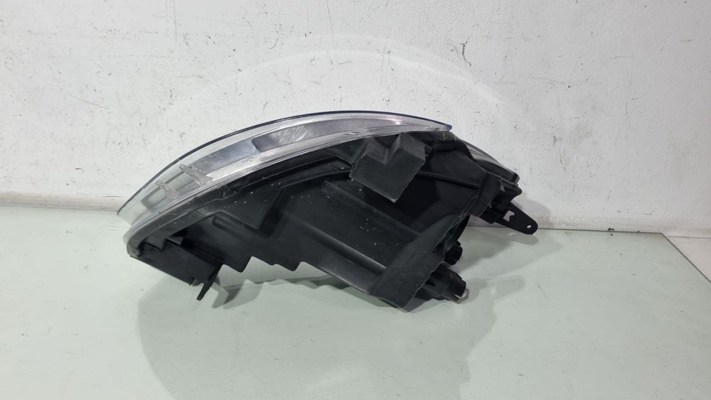 Farol Diant Esq Nissan New March 2015/2019 Usado