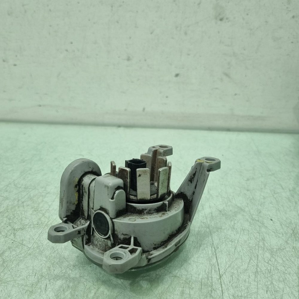 Farol Milha Esq Toyota Corolla Cross 2022/2025 Usado