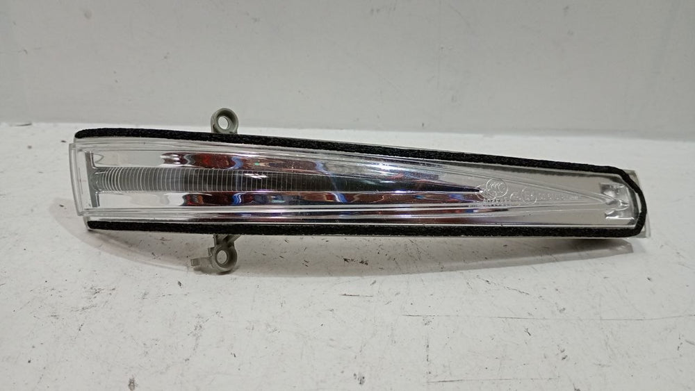 Pisca Retrovisor Direito Hyundai Azera 2012/2016 Usado