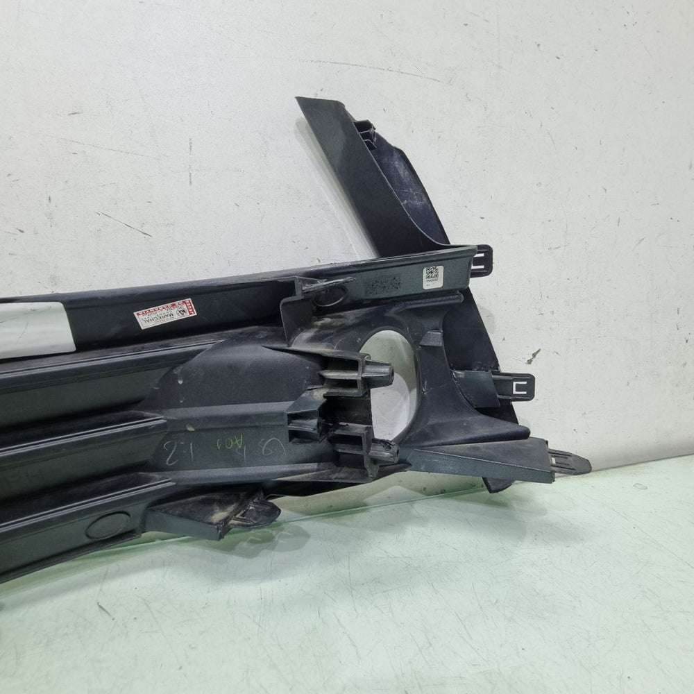 Moldura Farol Milha Esq Toyota Corolla 2017/2019