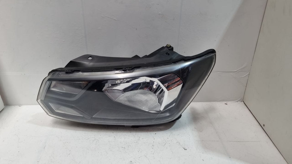Farol Dianteiro Esquerdo Volkswagen Gol G8 2018/2023 Usado