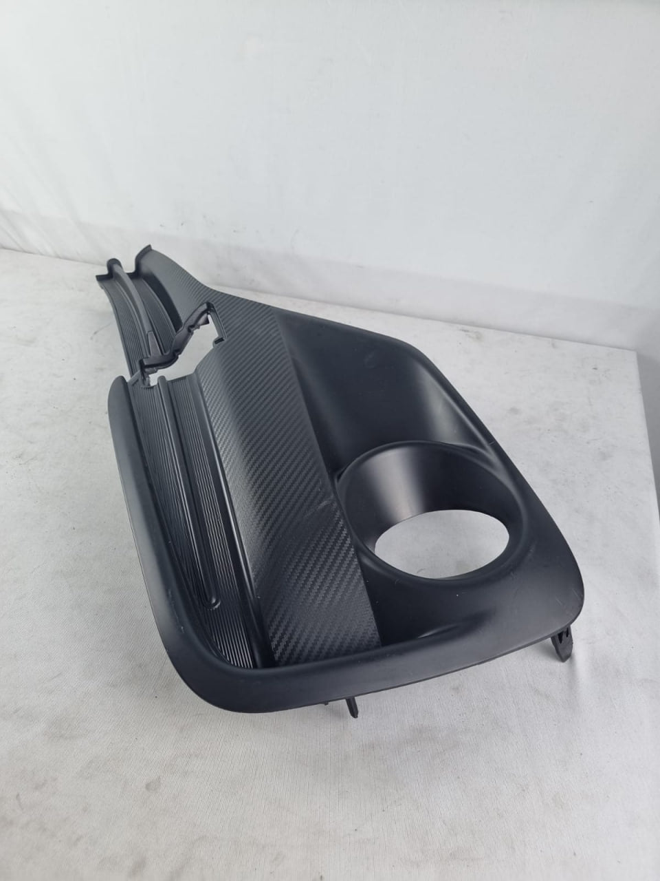 Moldura Farol Milha Direita Toyota Etios 2016/2021 Nova