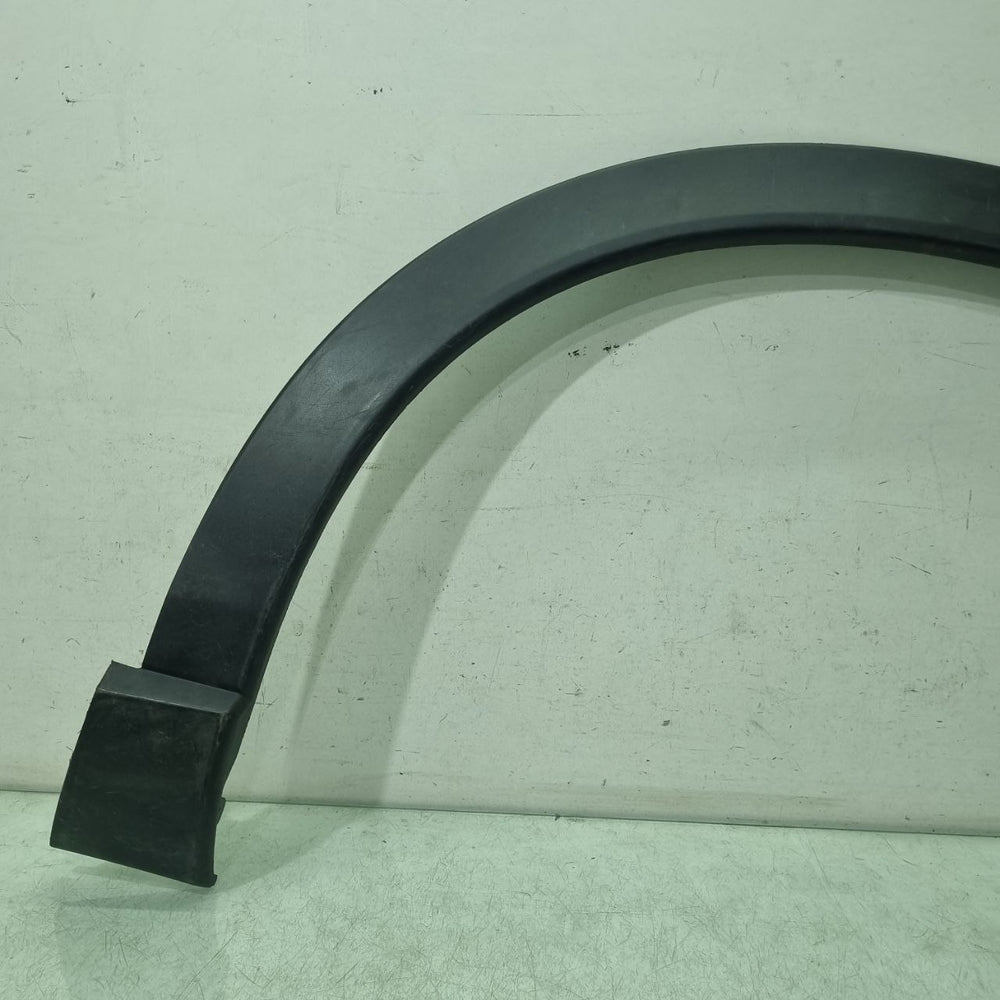 Moldura Paralama Tras Dir Honda HRV 2015/2022 Usada