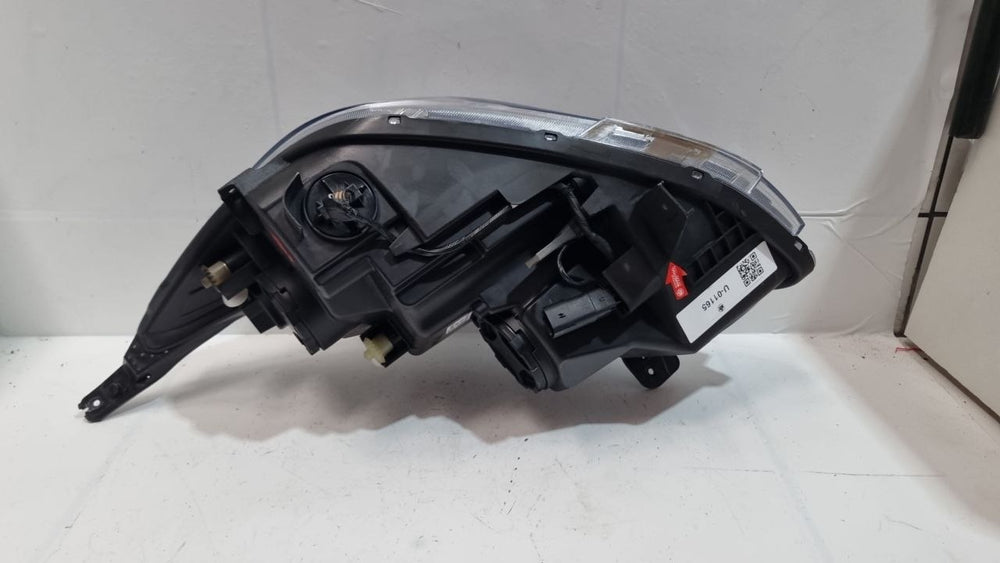 Farol Diant Dir GM Onix 2020/2023 Usado