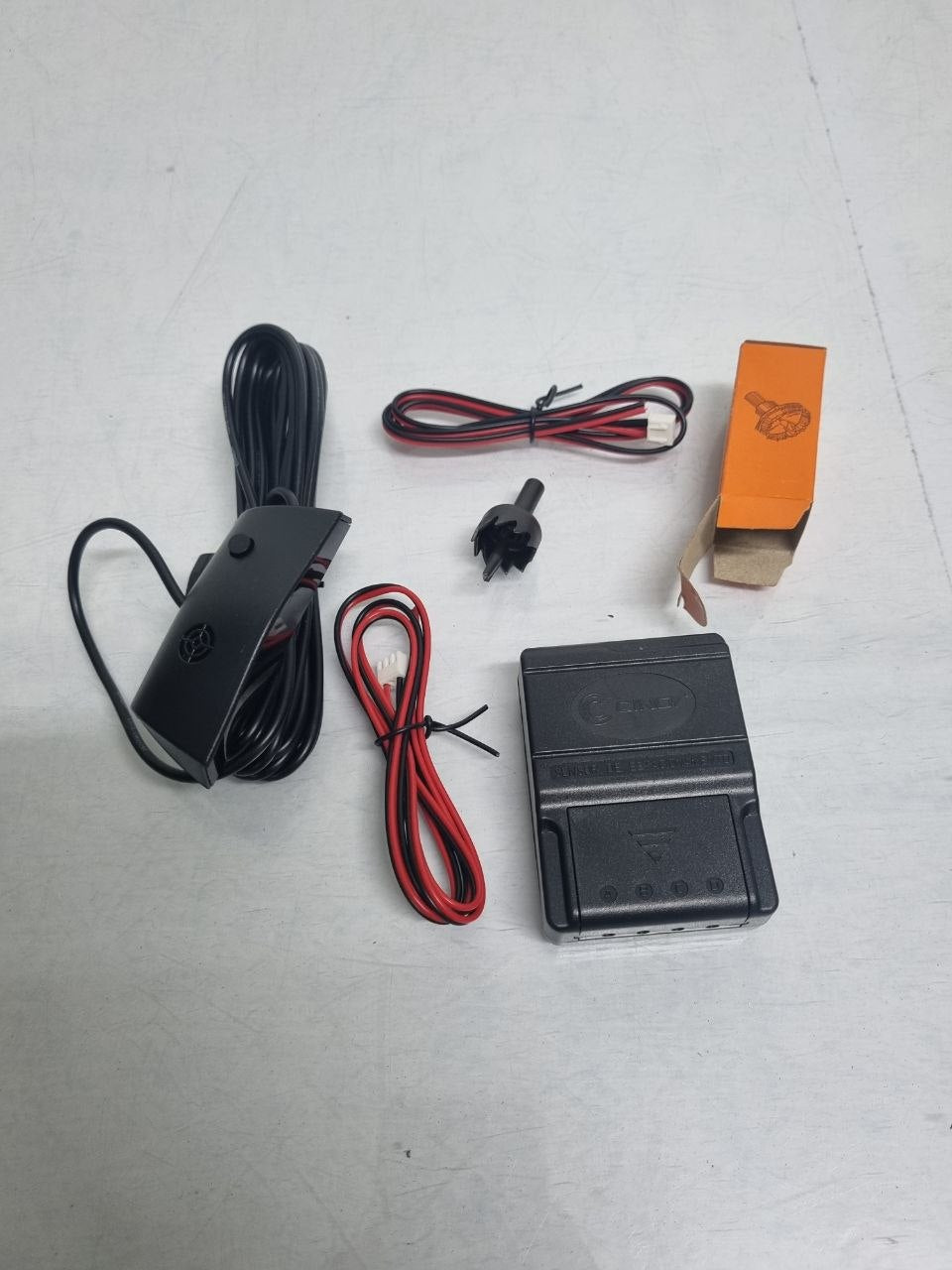 Kit Sensor de Estacionamento Universal Dinka Novo