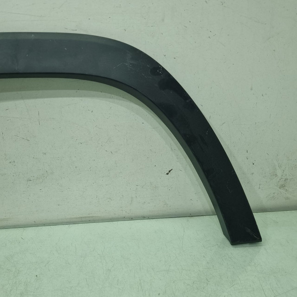 Moldura Lateral Tras Toyota RAV4 2019/2024 Usada