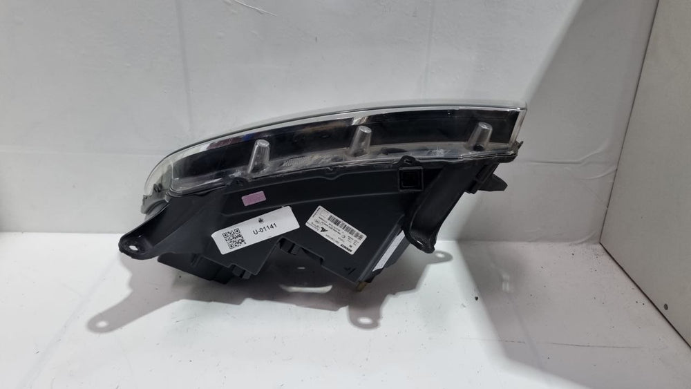 Farol Dir Renault Sandero 2015/2020 Usado