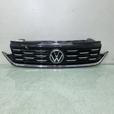 Grade Diant VW Jetta 2019/2022 Usada