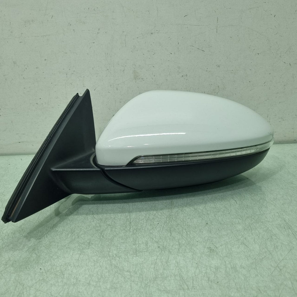 Espelho Retrovisor Esq VW Jetta 2019/2022 Usado
