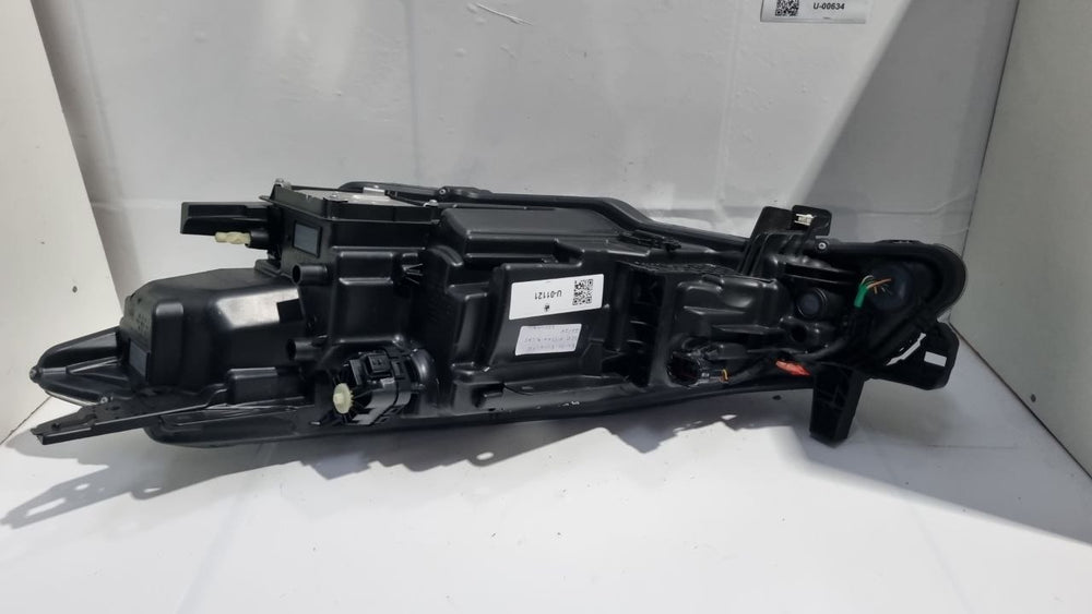 Farol Dir LED Nissan Kicks 2022/2024 Usado