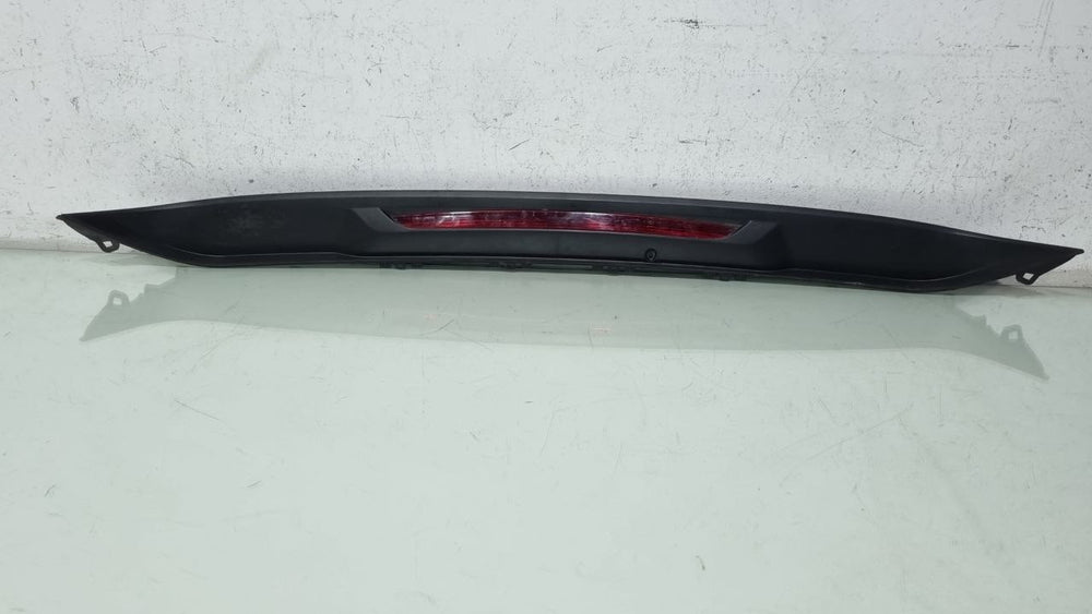 Acabamento Aerofólio Spoiler Volkswagen Nivus 2020/2022 Usado