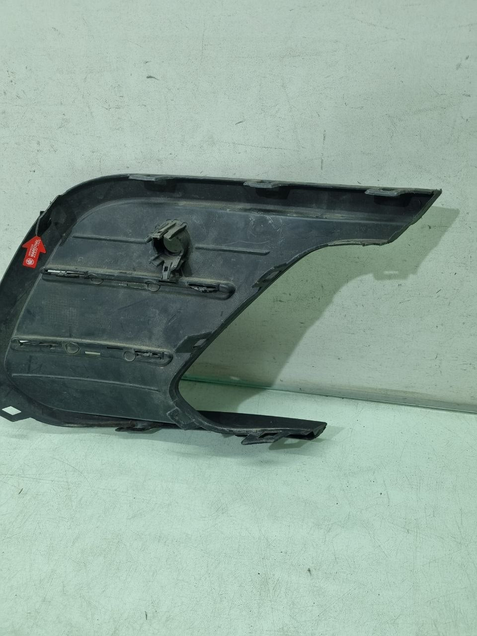 Moldura Grade Dianteira Esquerda Volkswagen Polo 2024/2025 Usado