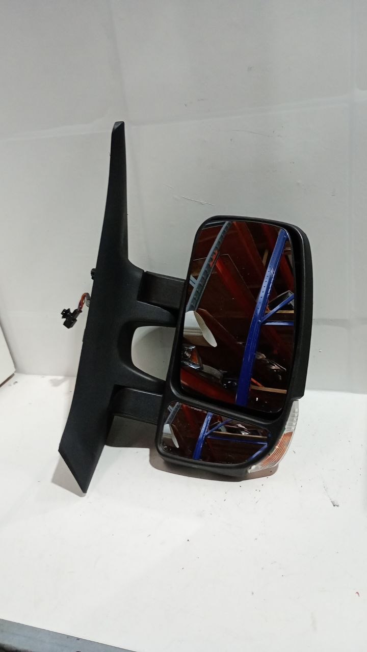 Retrovisor Elétrico Desembaçador Direito Renault Master 2014/2023 Usado