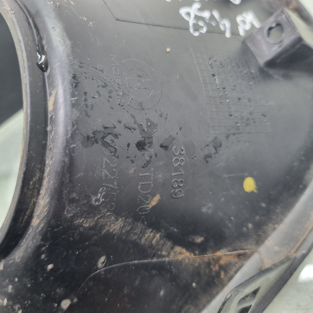 Moldura Farol Milha Esq Fiat Mobi 2015/2022 Usado