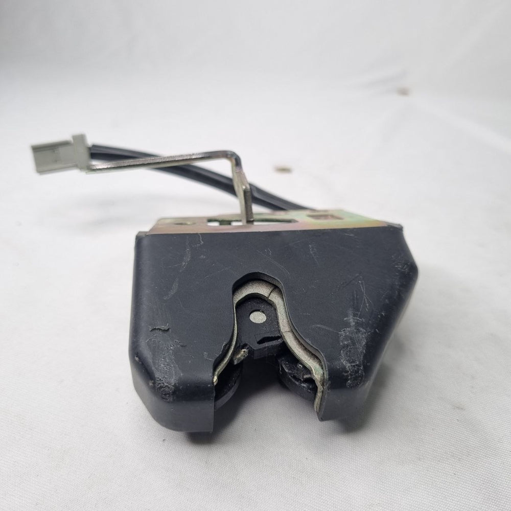 Fechadura Tampa Traseira Honda Civic 2001/2005 Usada
