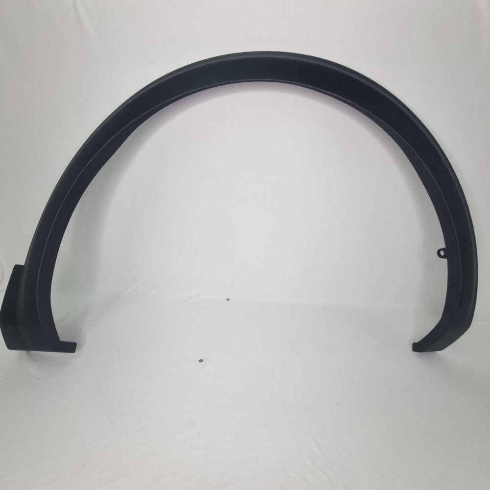 Moldura Passagem de Roda Traseira Direita Peugeot 3008 2015/2019 Usada