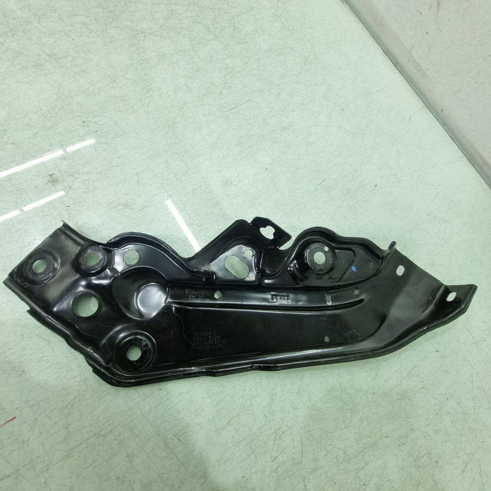 Suporte Farol Diant Esq VW Polo 2017/2022 Usado