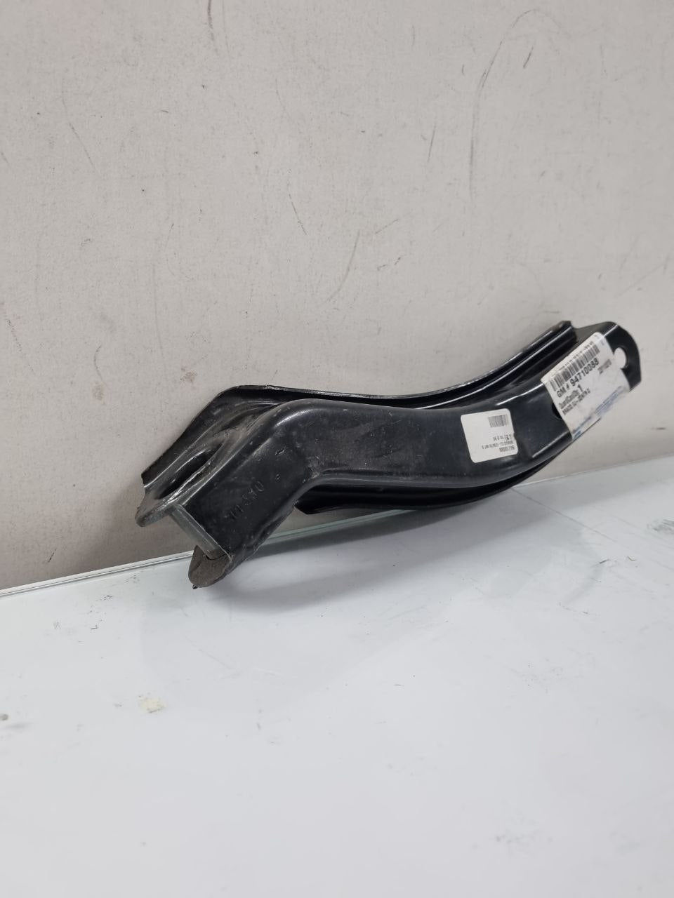 Bandeja Inferior Esquerda Chevrolet Celta Corsa Agile Montana 1998/2020 Nova