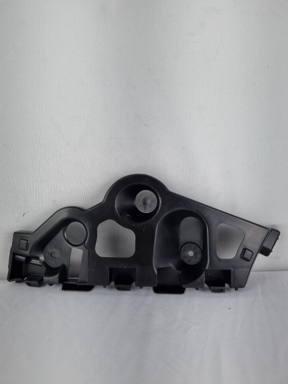 Suporte Guia Parachoque Traseiro Renault Sandero 2015/2019 Novo