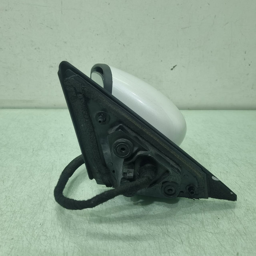 Espelho Retrovisor Esq Nissan Kicks 2017/2024 Usado