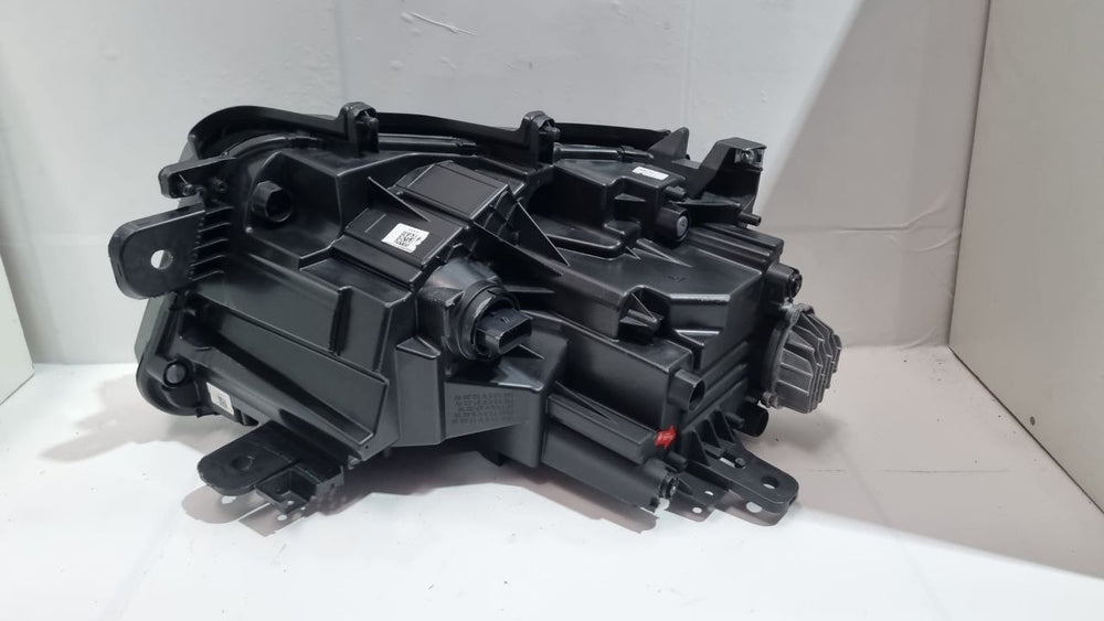 Farol Diant Esq Fiat Strada Rampage 2023/2024 Usado
