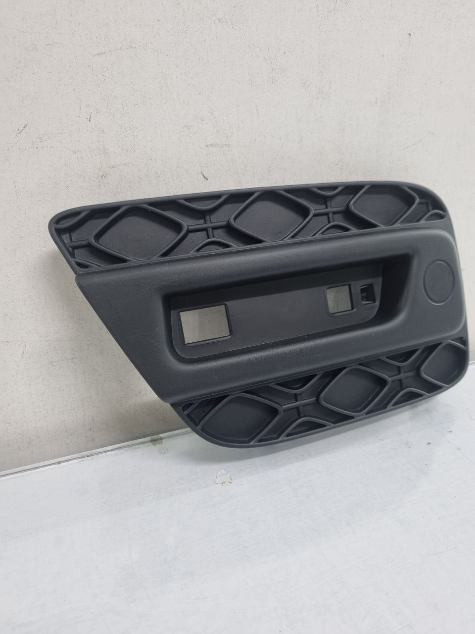 Moldura Parachoque Traseiro Direito Renault Sandero Stepway 2015/2023 Nova