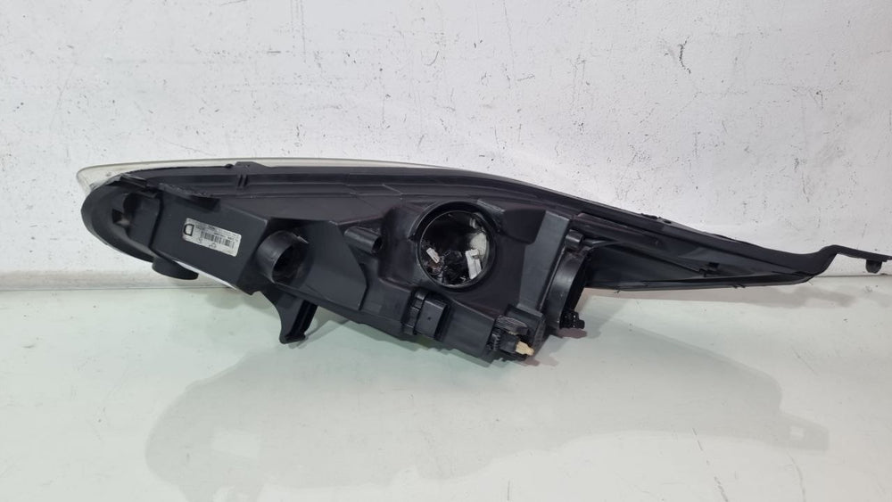 Farol Dir Ford New Fiesta 2014/2016 Cromado Usado
