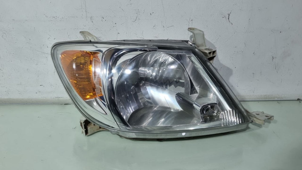 Farol Dir Toyota Hilux SW4 2005/2009 Usado