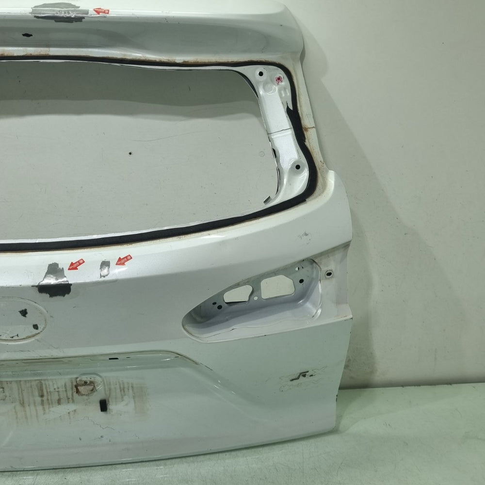 Tampa Tras Toyota Corolla Cross 2022/2025 Usada