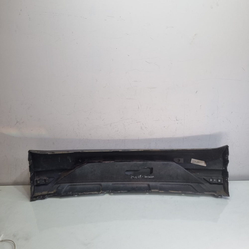 Friso Tras Central Renault Sandero Cross 18/22 Usado