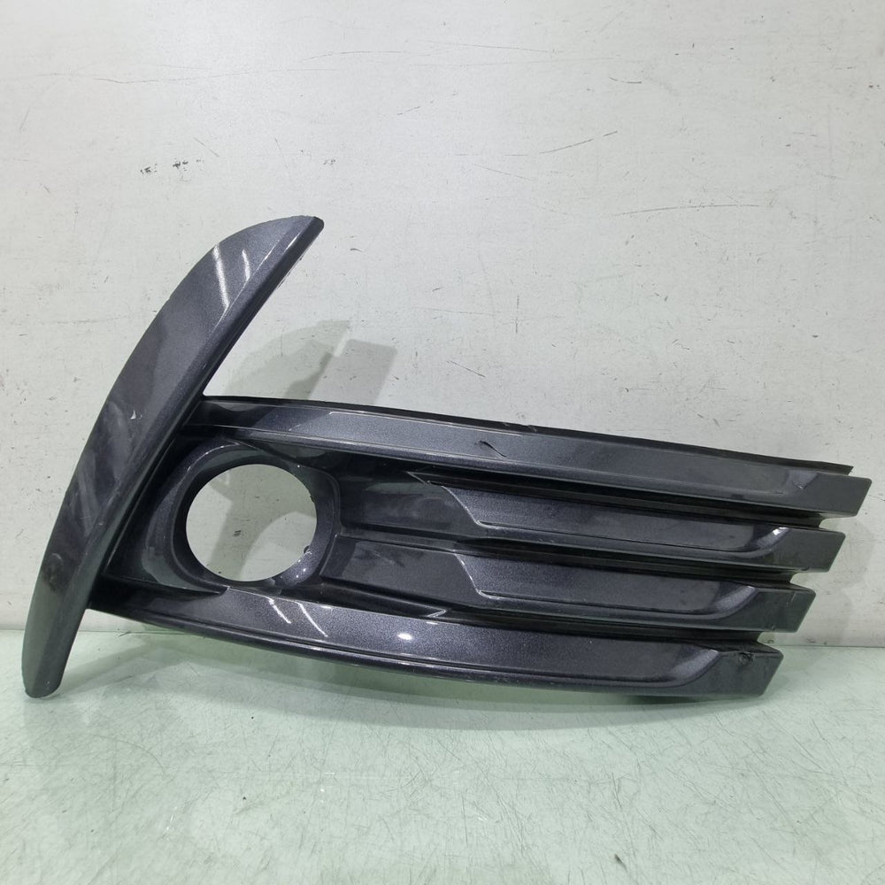 Moldura Farol Milha Esq Toyota Corolla 2017/2019
