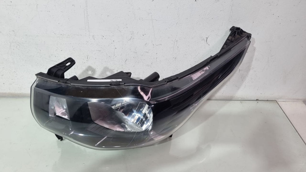 Farol Diant Esq Fiat Mobi 2017/2020 Usado