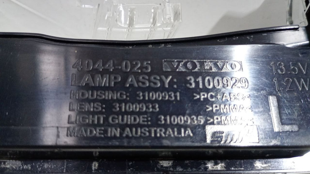 Pisca Retrovisor Esq Volvo S60 S40 V40 2013/2020
