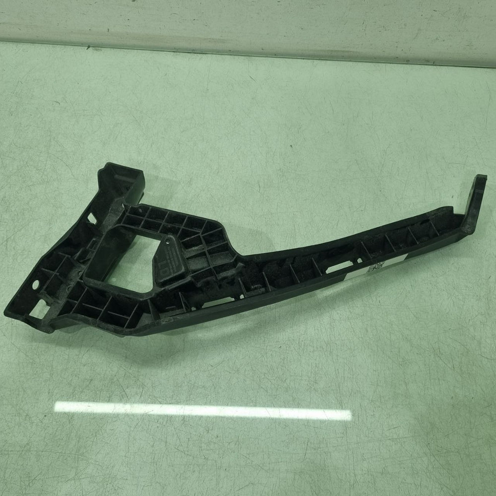 Guia Parachoque Diant Esq Honda HR-V 2015/2021