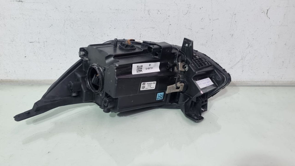 Farol Diant Dir GM Onix 2020/2025 Usado